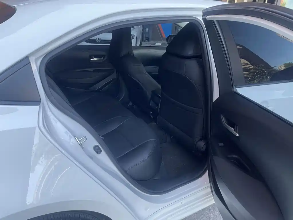 Toyota Corolla — миниатюра 11