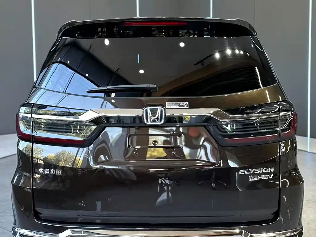 Honda Elysion — миниатюра 7