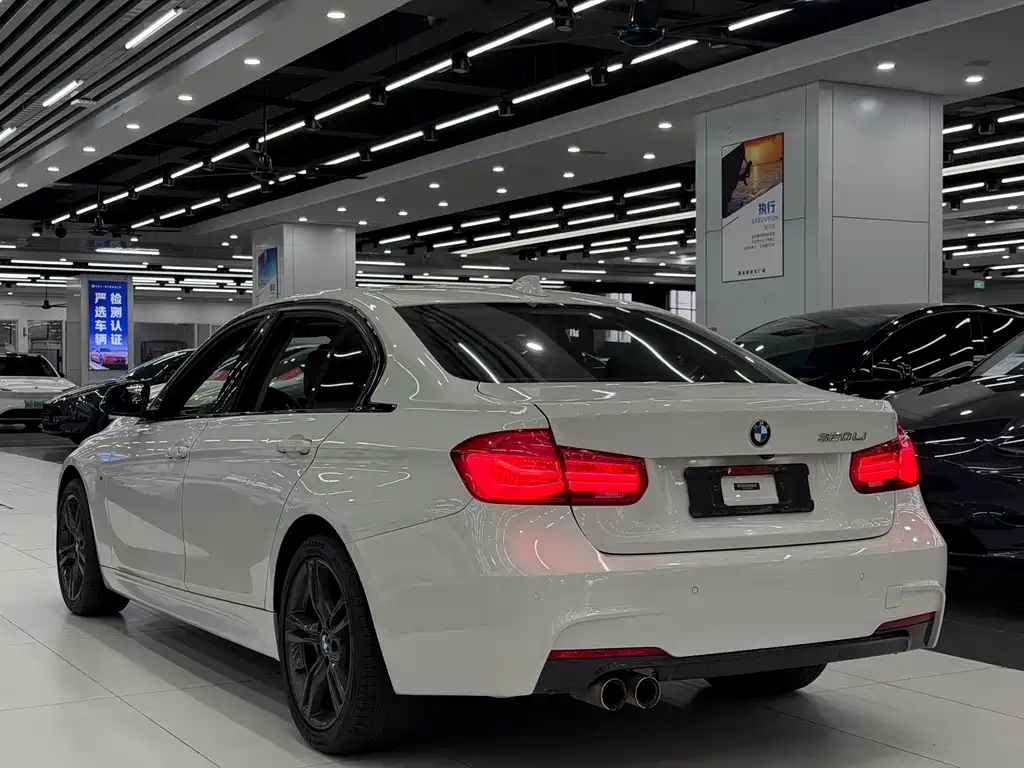 BMW 3 Series — миниатюра 4