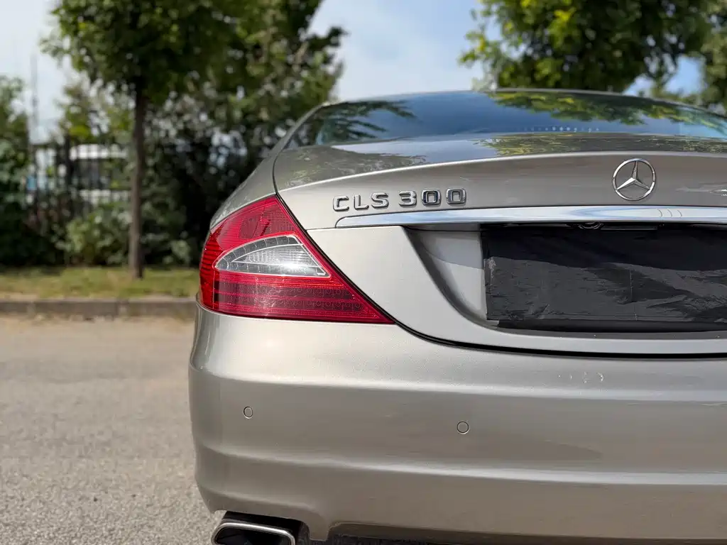 Mercedes-Benz CLS — миниатюра 9