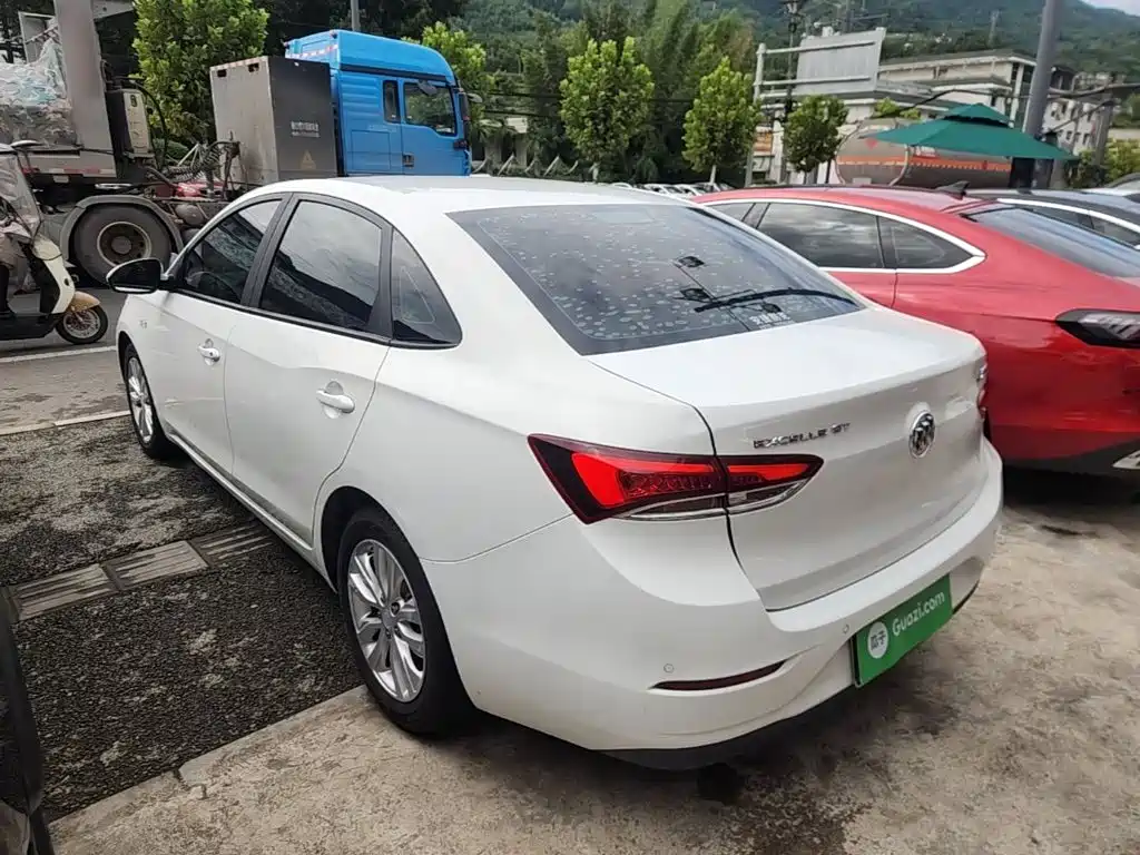 Buick Excelle — миниатюра 5