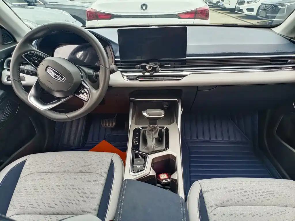 Geely Emgrand — миниатюра 7