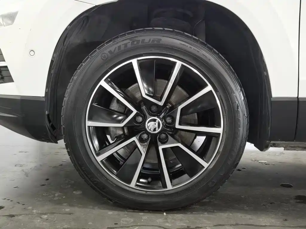 Skoda Karoq — миниатюра 17