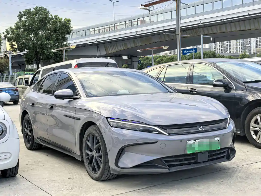BYD Han — миниатюра 3