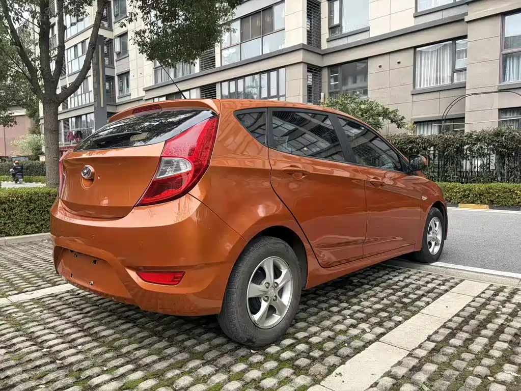 HYUNDAI RUIYI