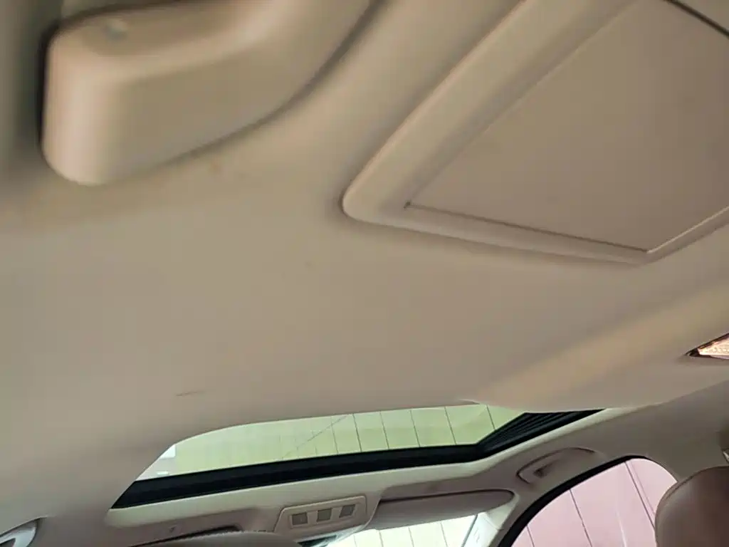 BMW 5 Series — миниатюра 18
