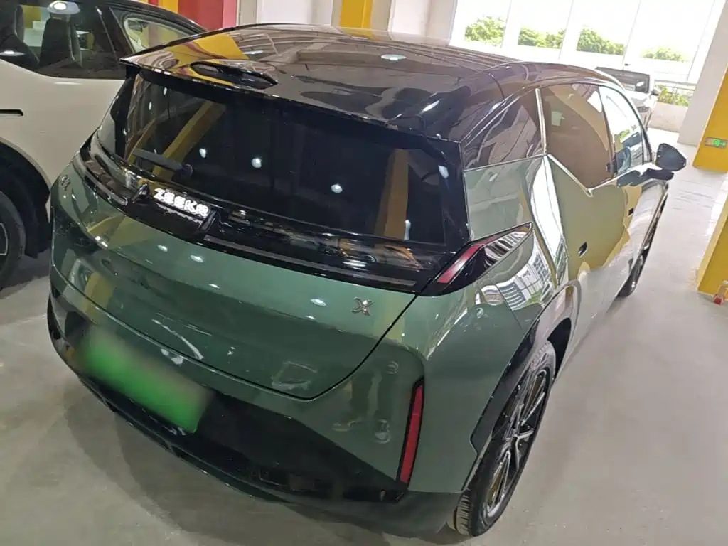 Zeekr X 2025 мест