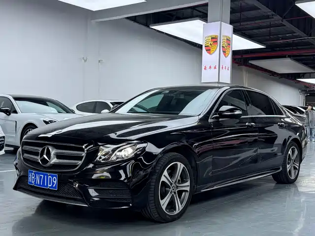 MERCEDES-BENZ E CLASS 2019