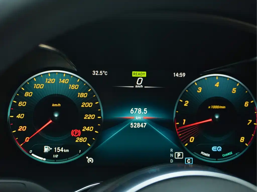 Mercedes-Benz C-Class — миниатюра 16
