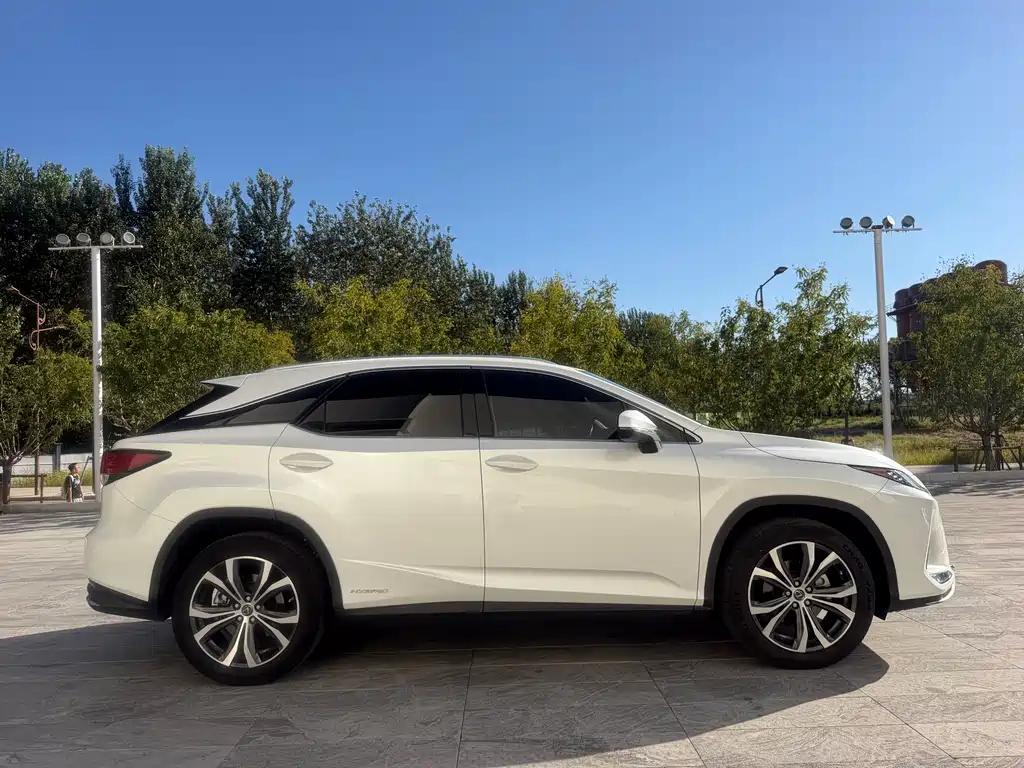 Lexus RX — миниатюра 4