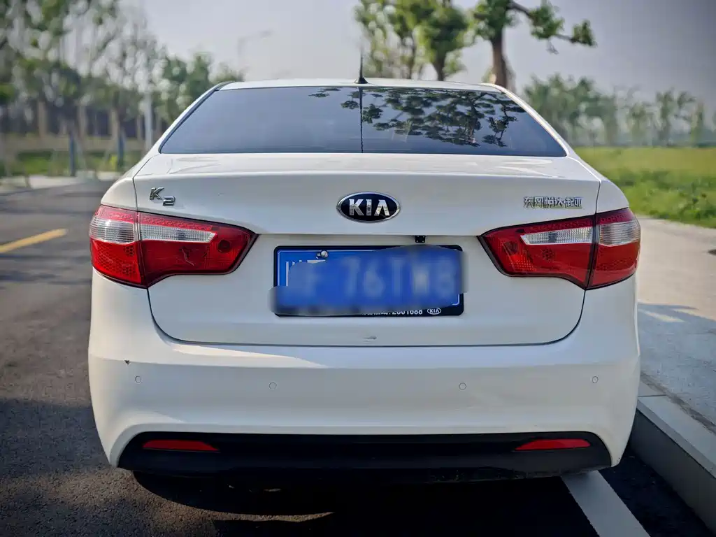 Kia K2 — миниатюра 10