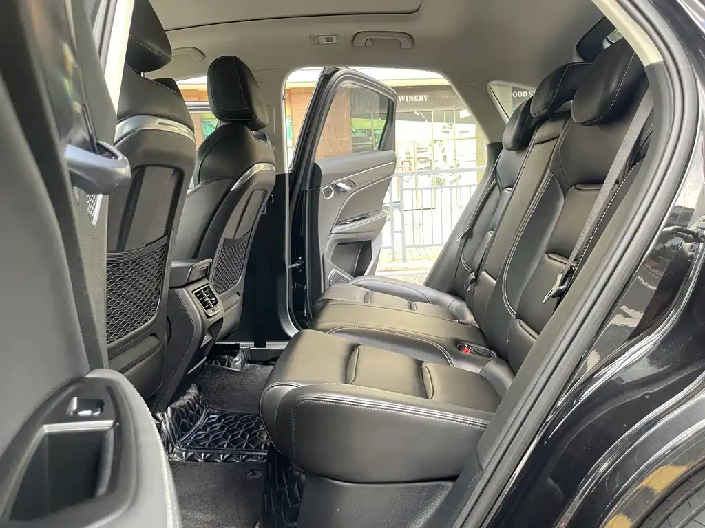 Geely Xingyue — миниатюра 13