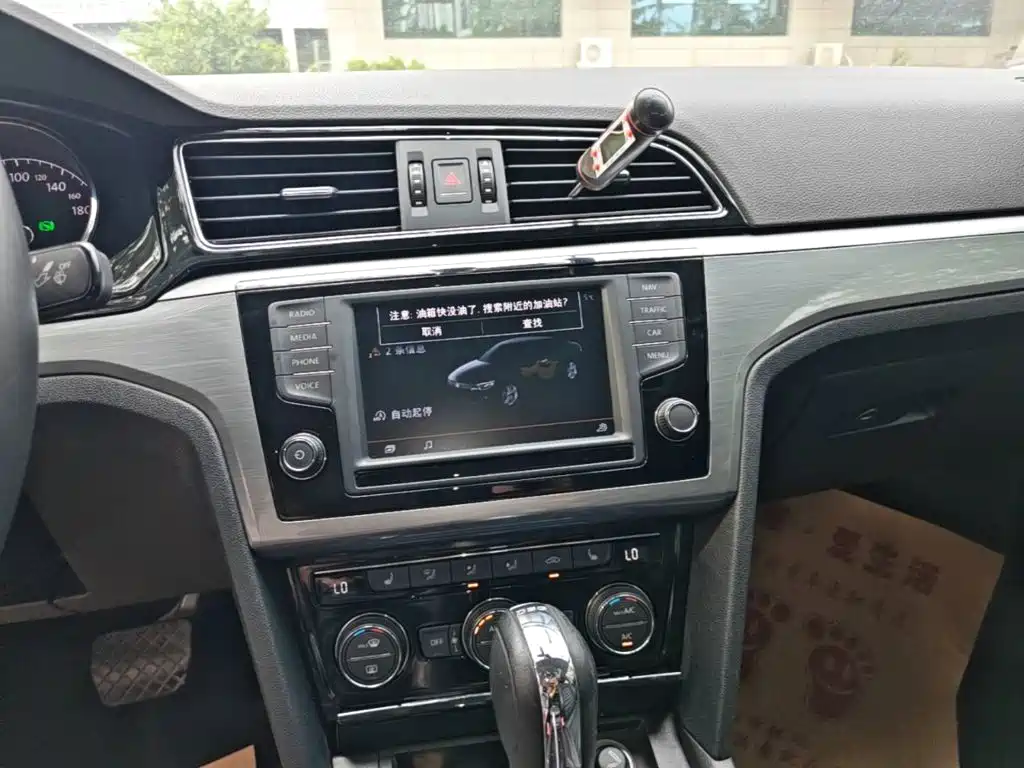 Volkswagen Lamando — миниатюра 13