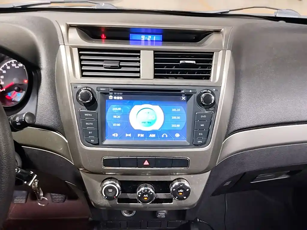 Geely GX7 — миниатюра 13