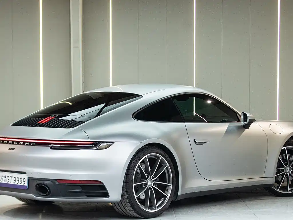 Porsche 911 2023 Carrera 3.0T