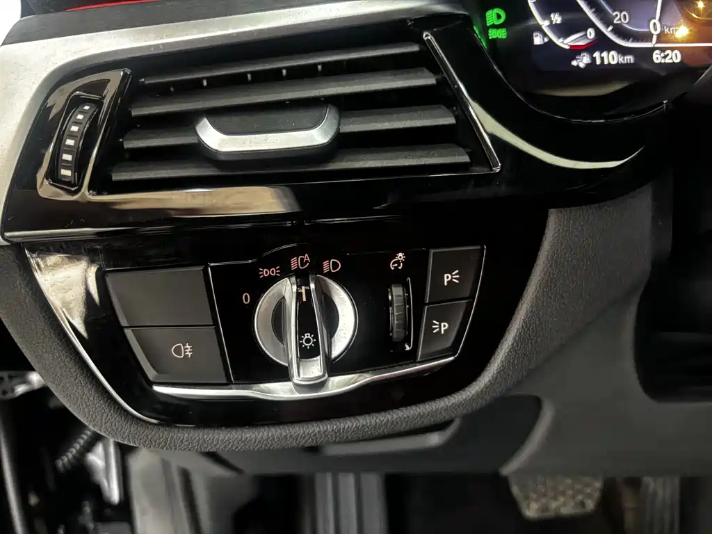BMW 5 Series New Energy Facelift 2 535Le M Sport Package, фото 14