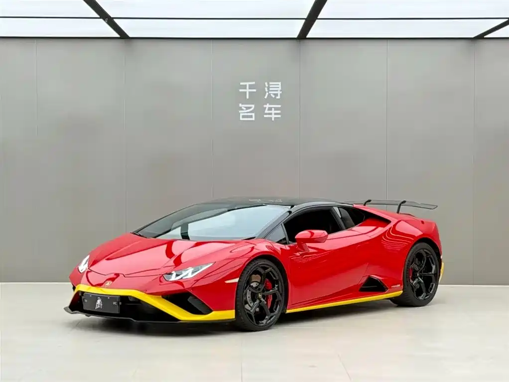 Lamborghini Huracán 2021