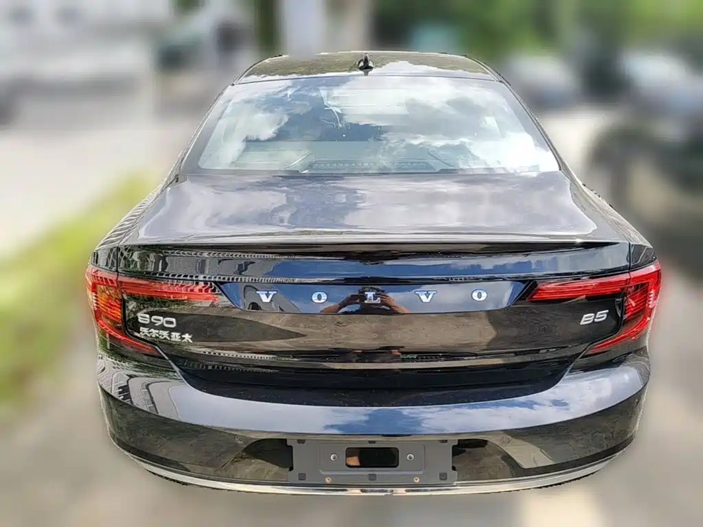 Volvo S90 — миниатюра 8