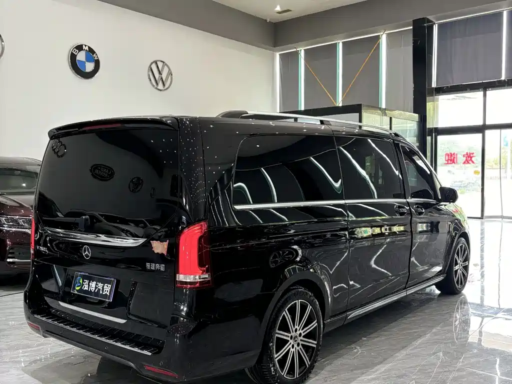 Mercedes-Benz V-Class V 2022 V 260 L Luxury
