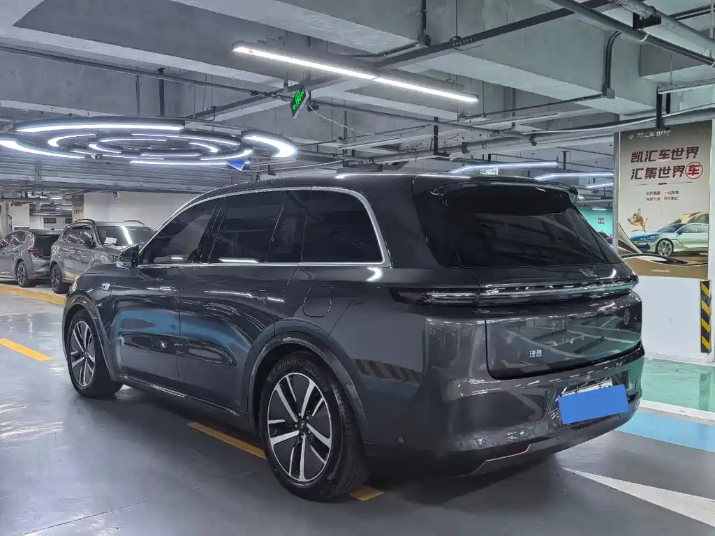 Li Auto Li L8 — миниатюра 4