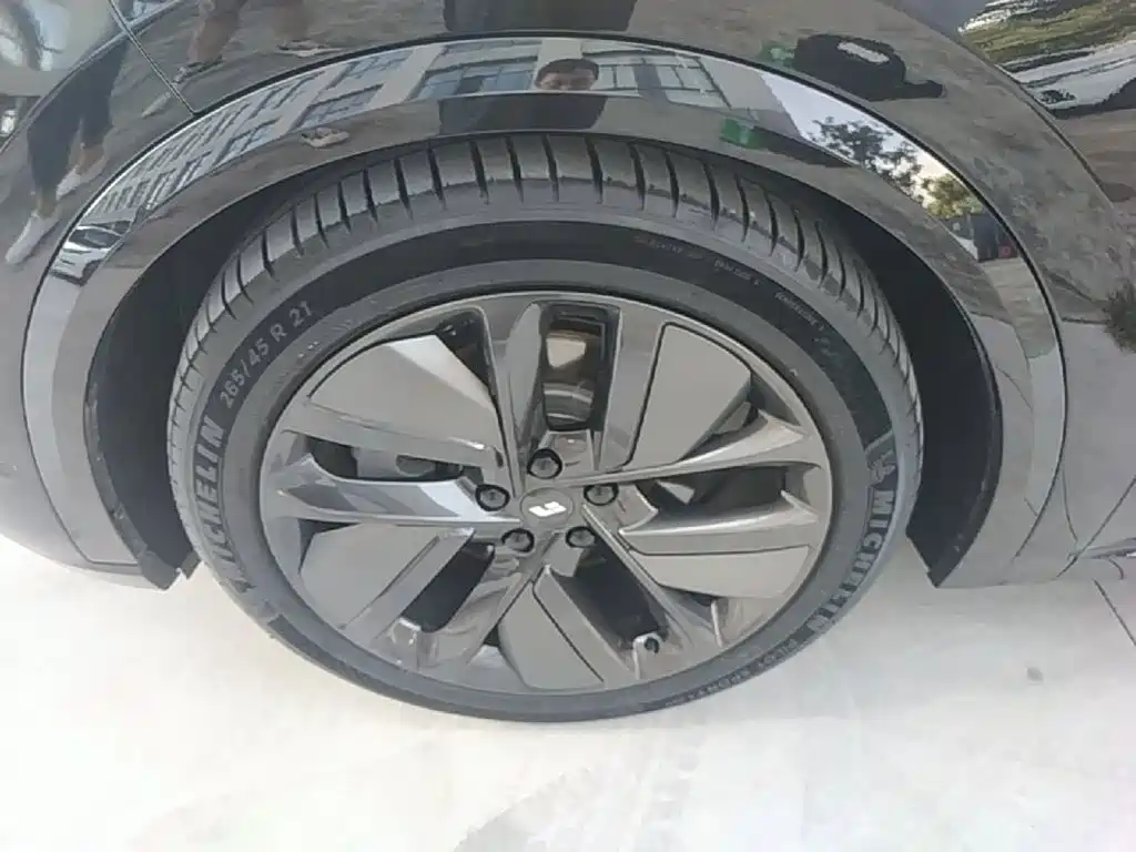 Li Auto Li L8 — миниатюра 23