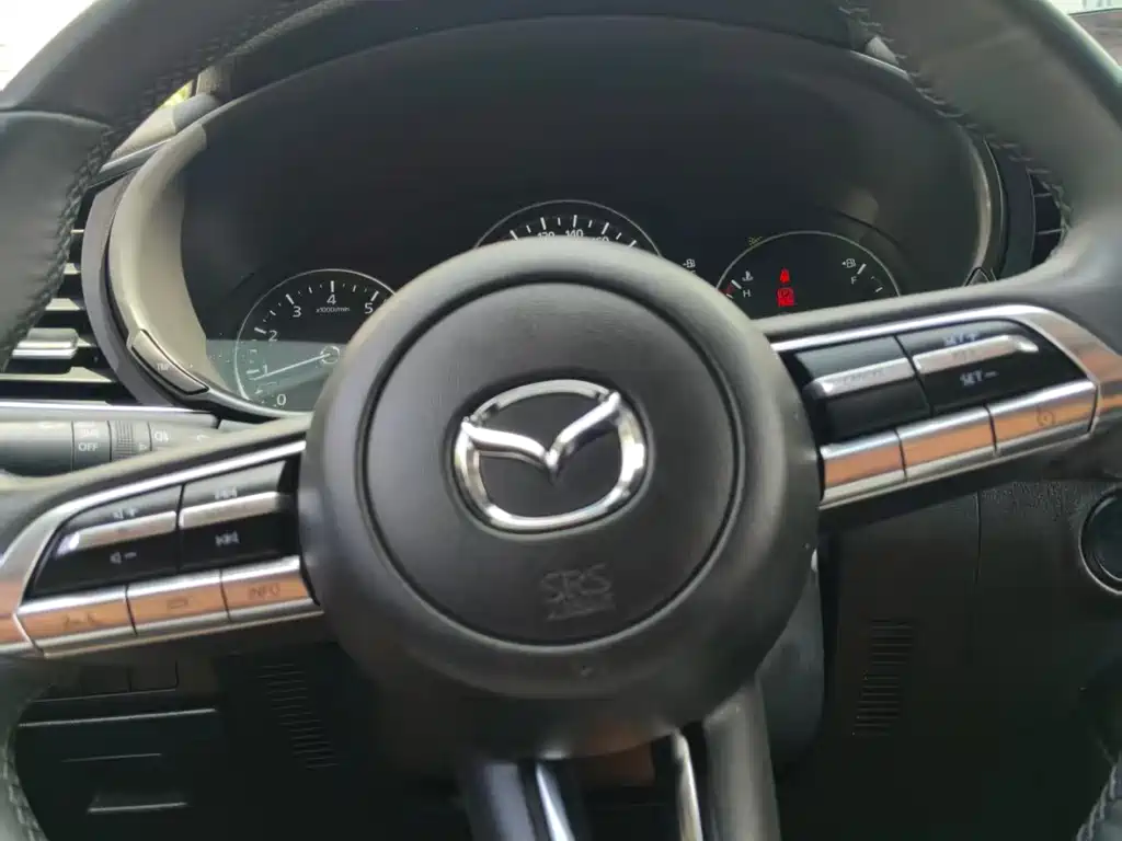 Mazda 3 Axela — миниатюра 6