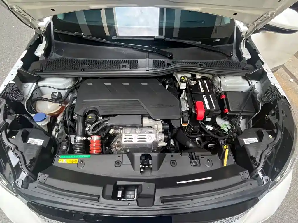 Peugeot 2008 — миниатюра 7