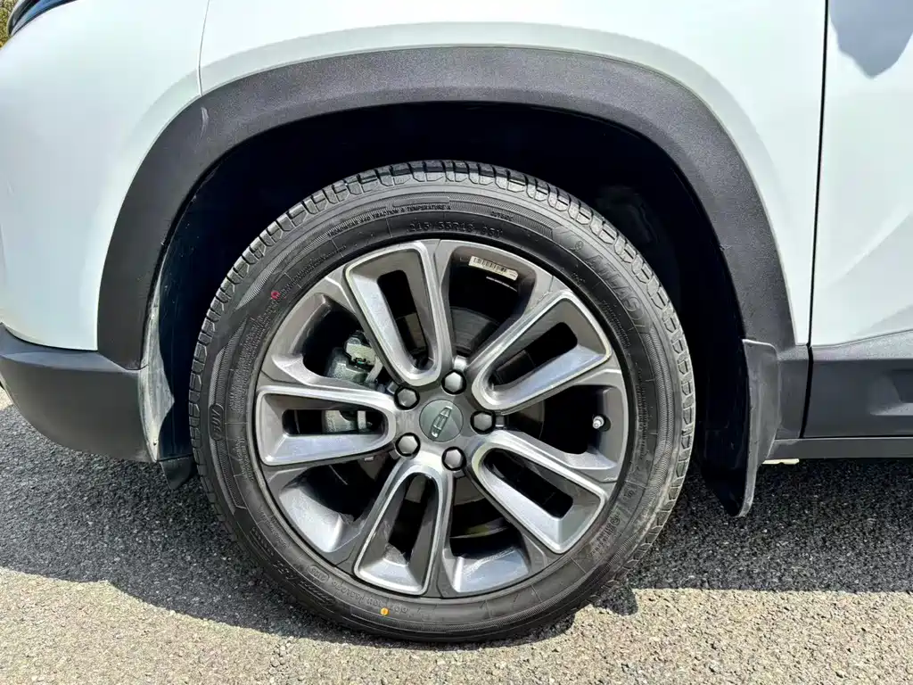 Geely Icon — миниатюра 13