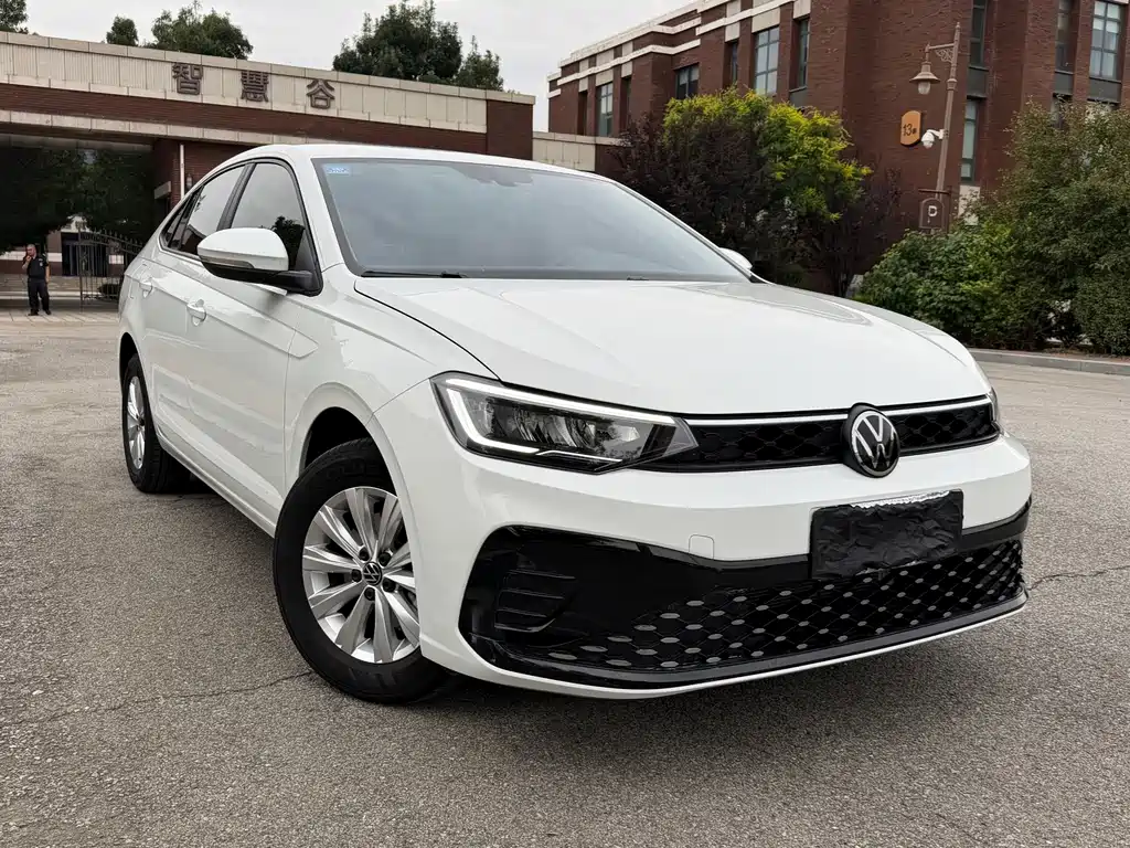 Volkswagen Lavida — миниатюра 3