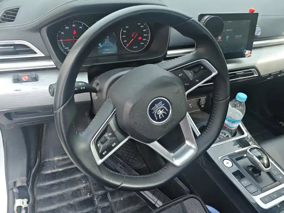 BYD Qin NEV — миниатюра 15