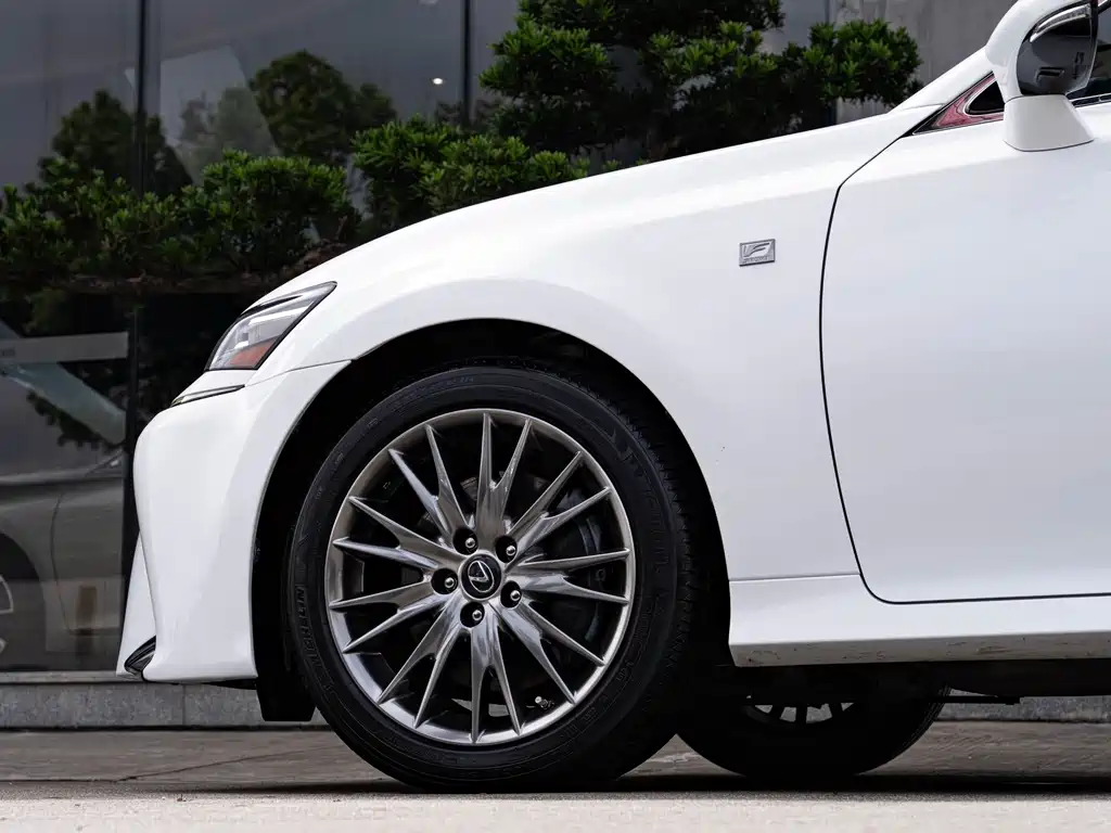 Lexus GS 2016 200t F SPORT