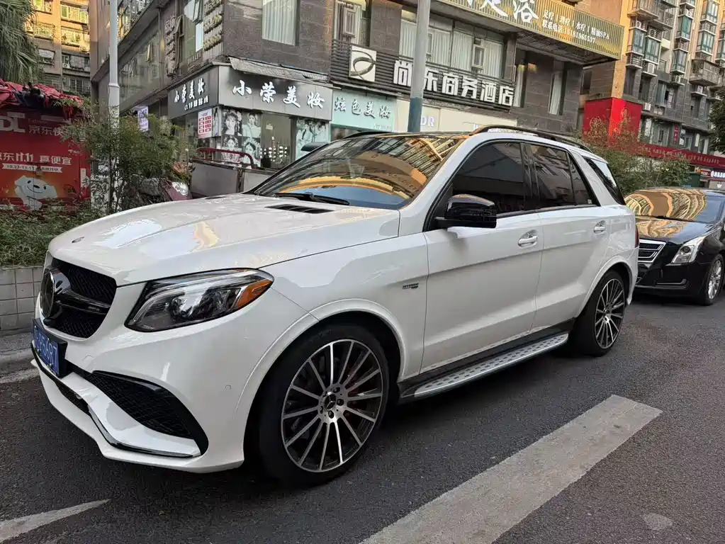 Mercedes-Benz GLE AMG — миниатюра 5