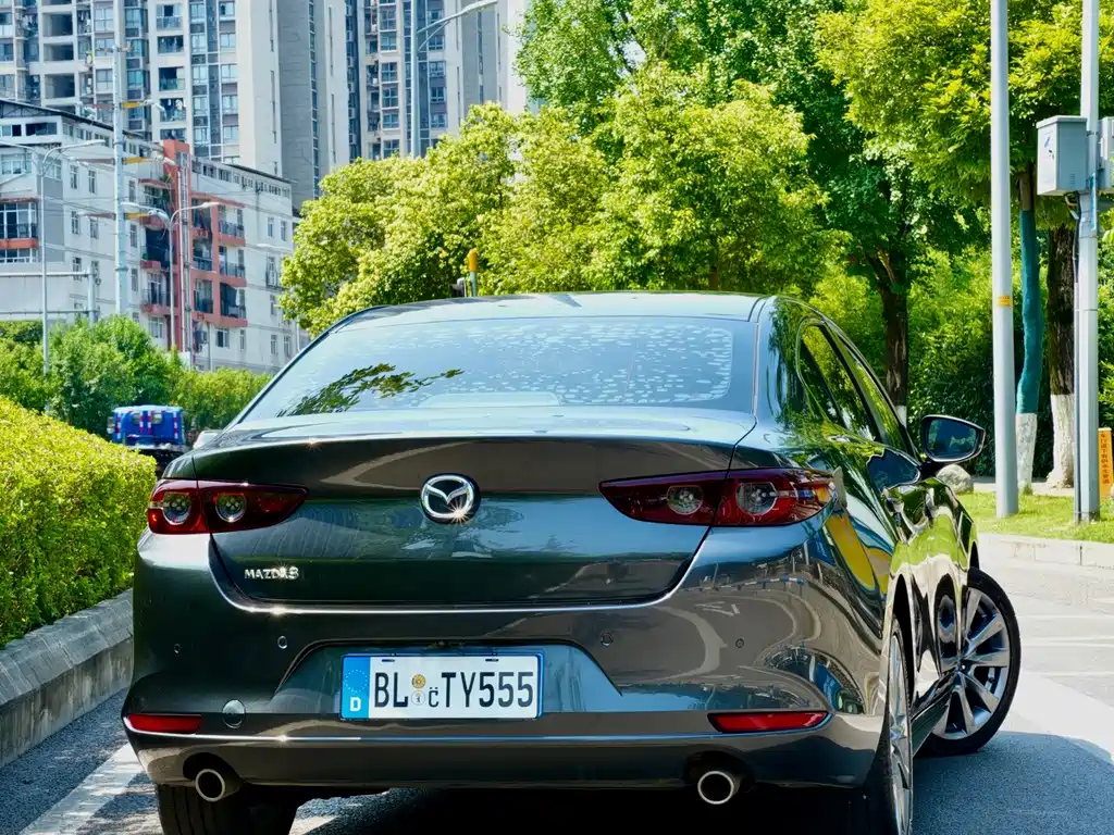 Mazda 3 Axela — миниатюра 5