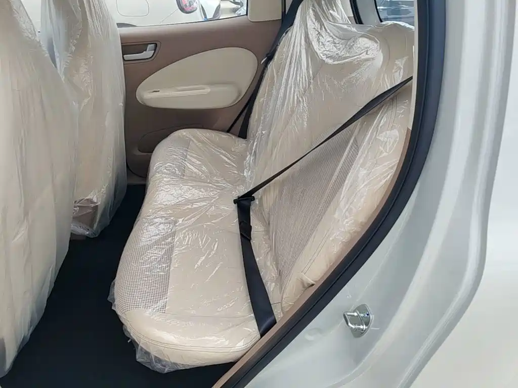 Wuling MINIEV — миниатюра 17