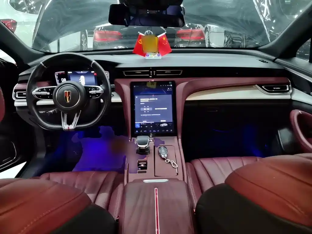 Hongqi Hongqi H5 — миниатюра 10