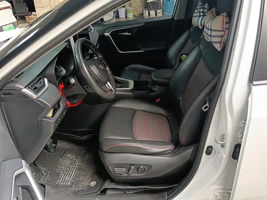 Toyota RAV4 Prime — миниатюра 9
