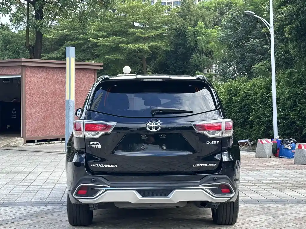 Toyota Highlander — миниатюра 5