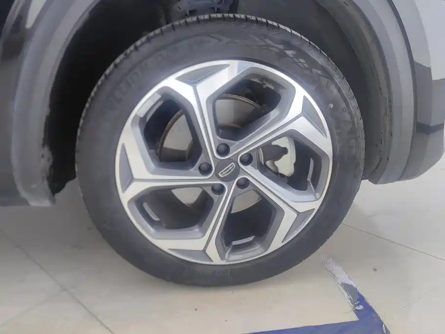 Geely Xingyue L — миниатюра 6