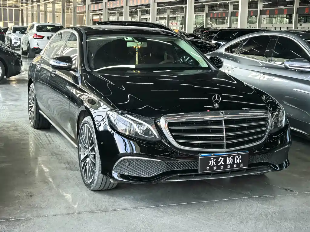 Mercedes-Benz E-Class — миниатюра 3