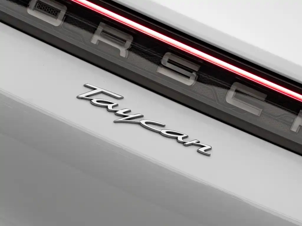 Porsche Taycan — миниатюра 18