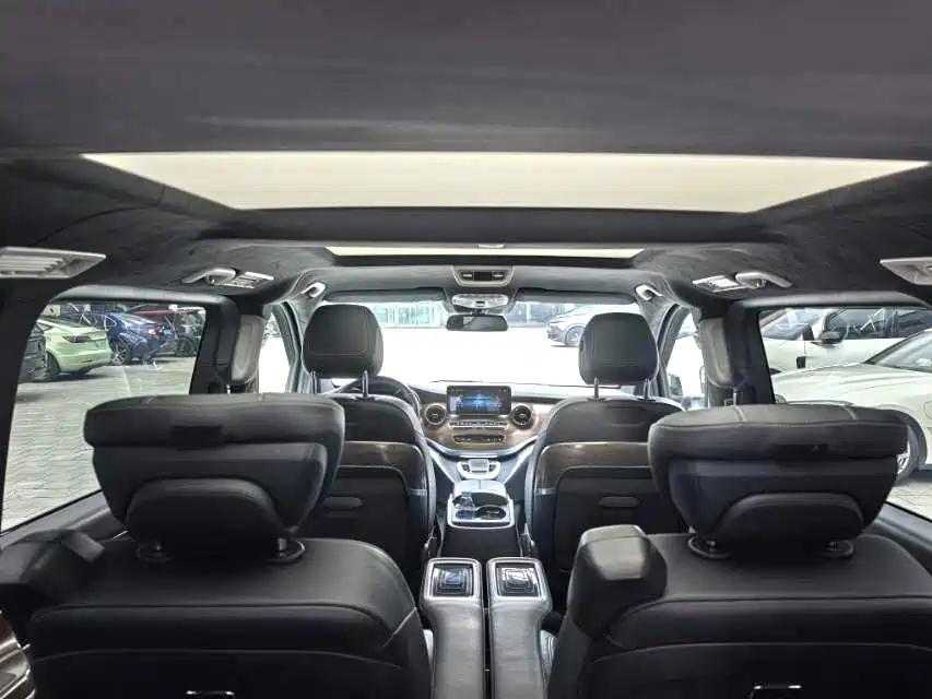 Mercedes-Benz V-Class — миниатюра 9