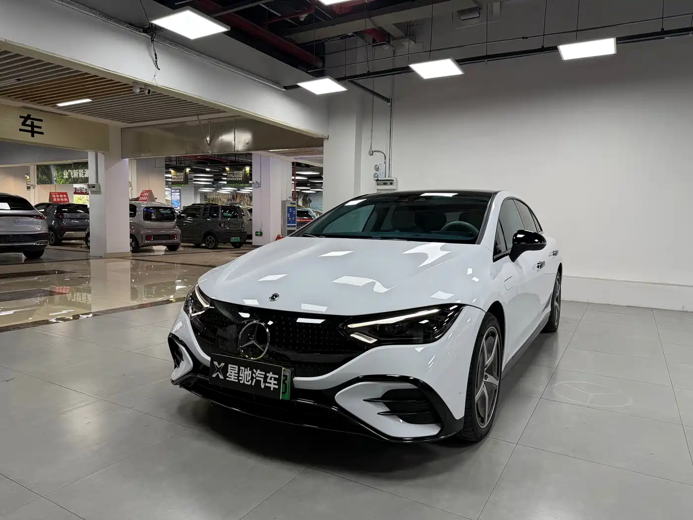 奔驰EQE 2022款 350 先型特别版 2023