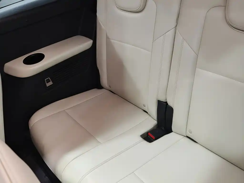 Li Auto Li ONE — миниатюра 7