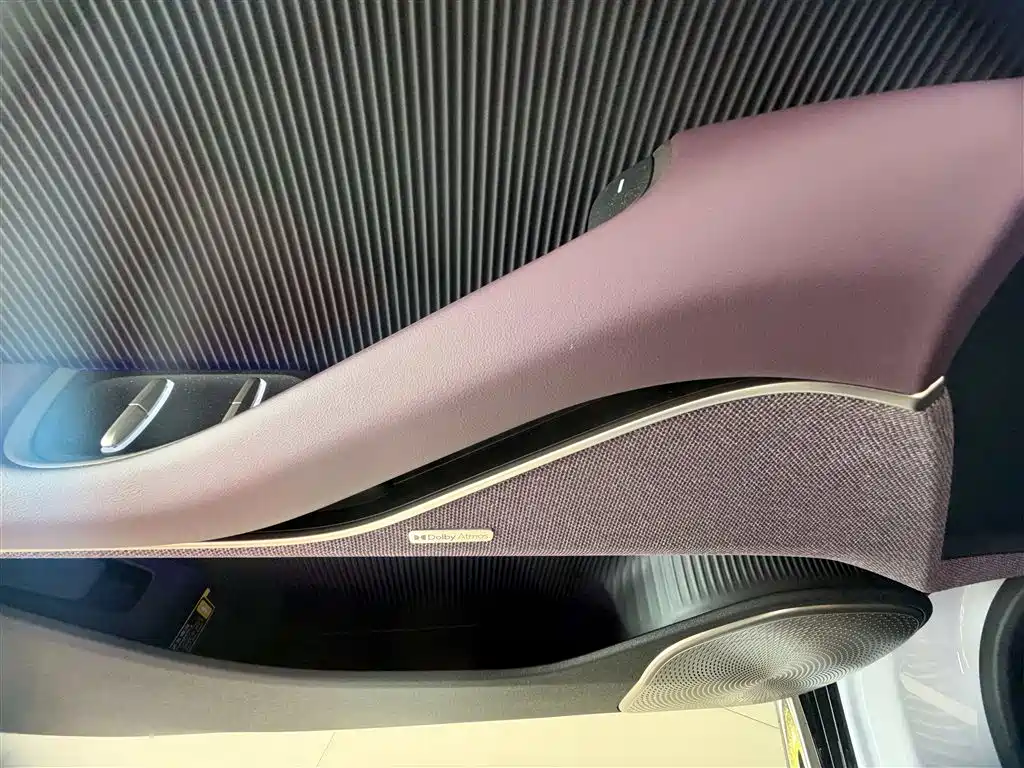 NIO ET5 — миниатюра 9