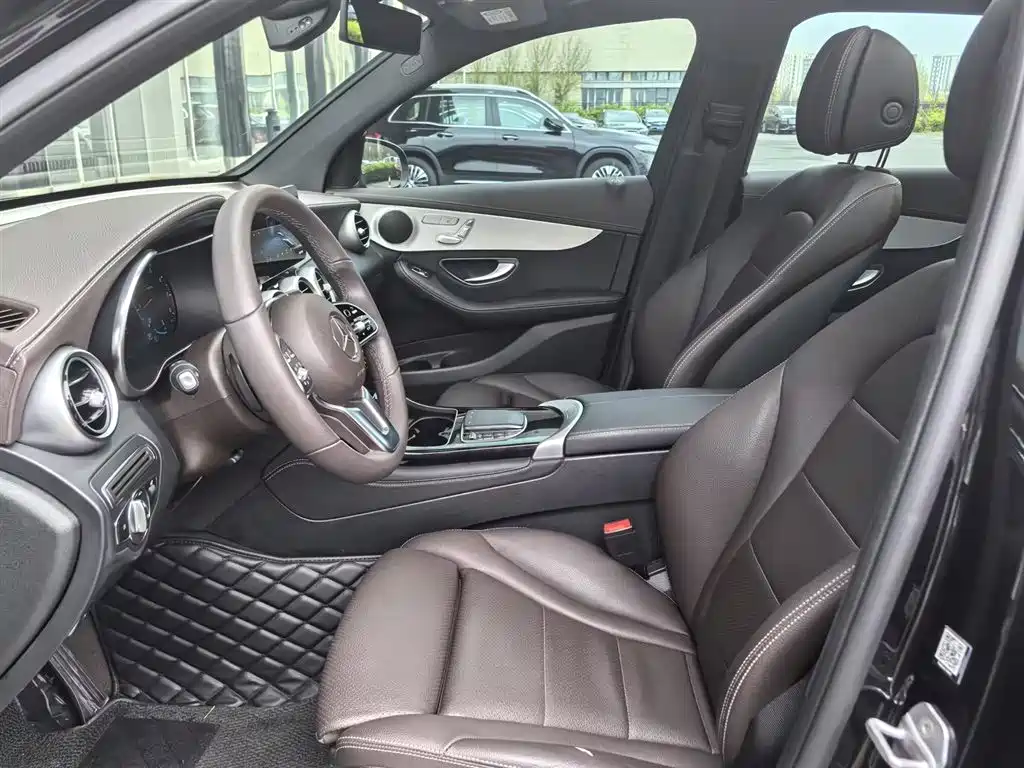 Mercedes-Benz GLC 2021 GLC 260 L 4MATIC
