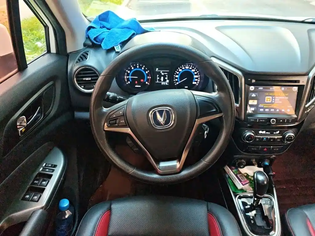 Changan CS15 — миниатюра 3
