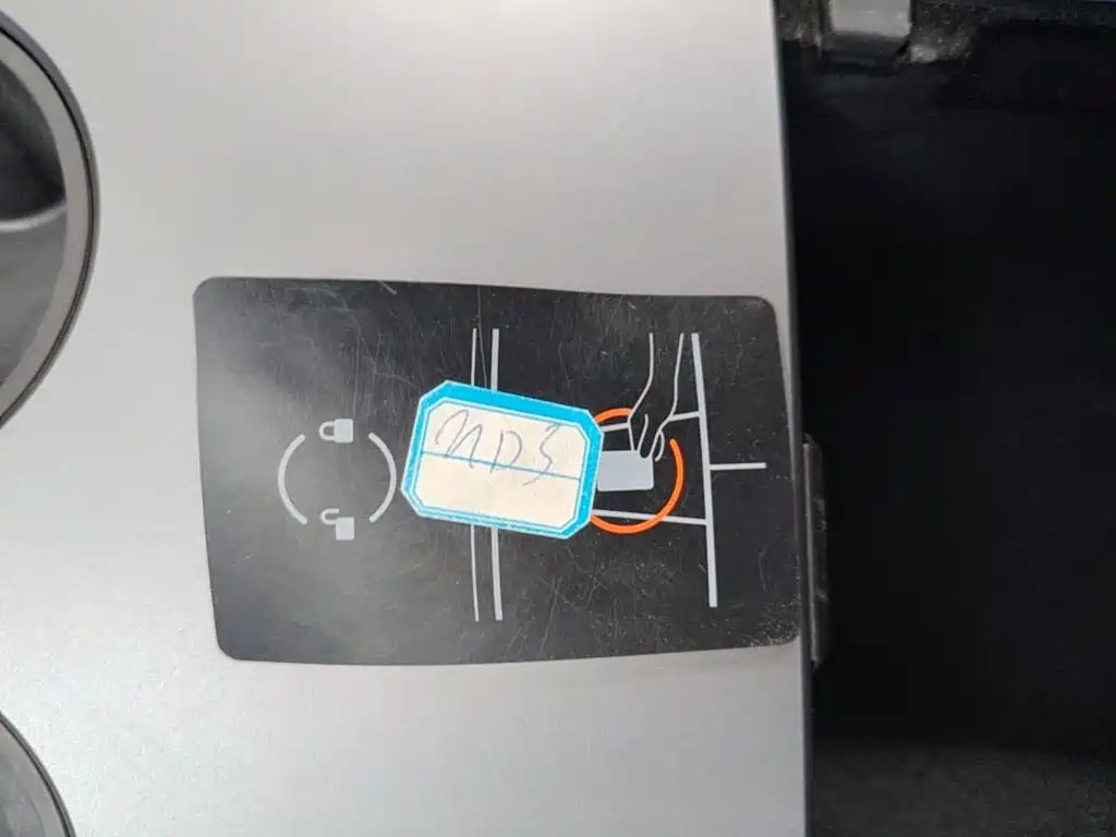 Tesla Model 3 — миниатюра 9