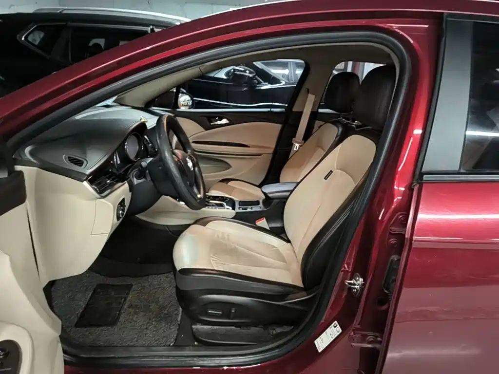 Buick Verano — миниатюра 15