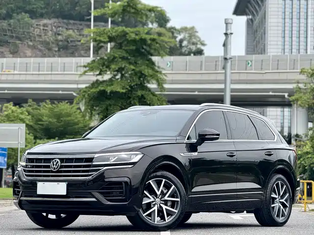 VOLKSWAGEN TOUAREG 2020
