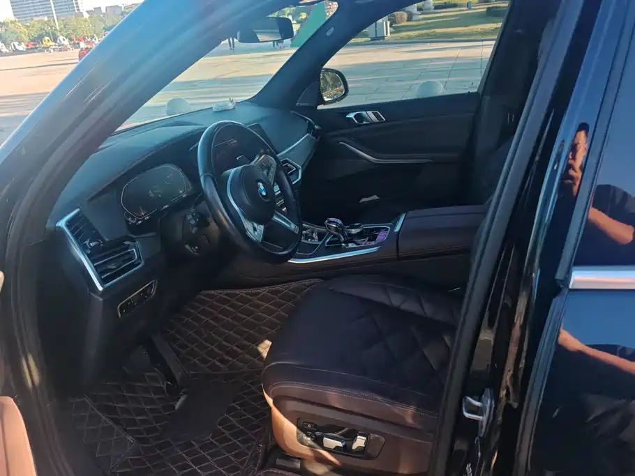 BMW X5 — миниатюра 9